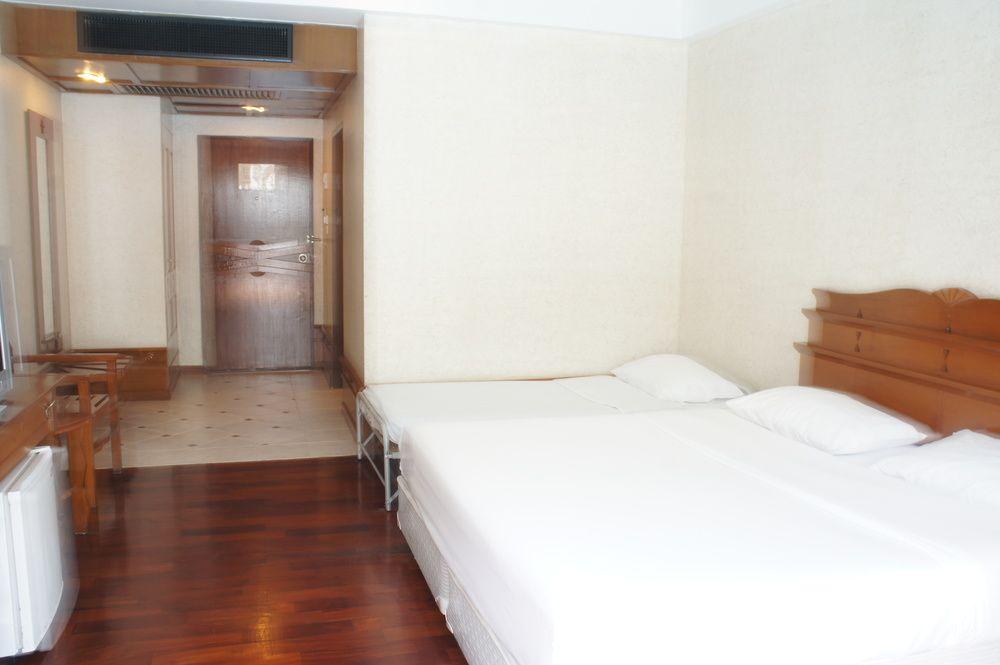 Naklua Beach Resort Pattaya Exterior foto