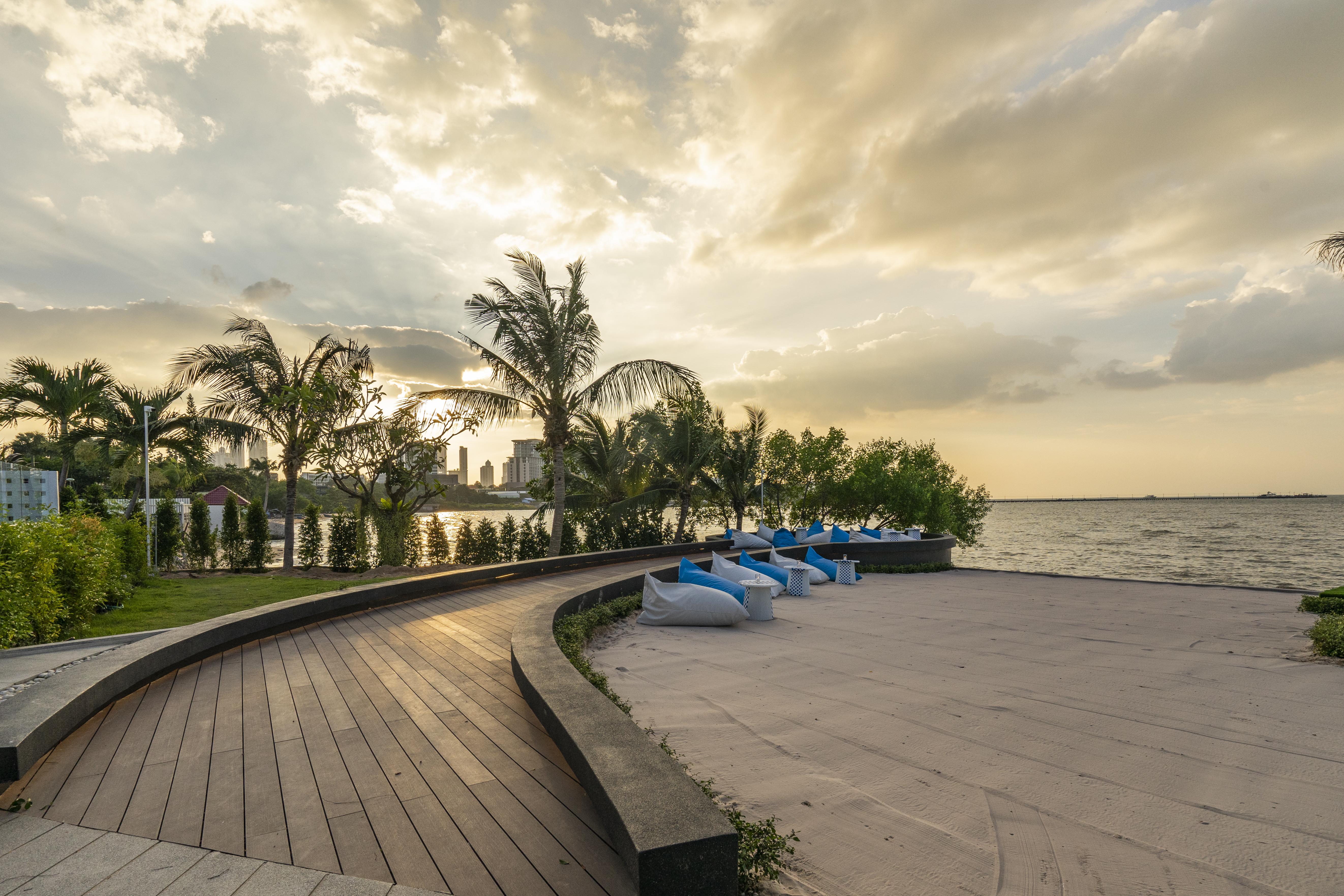 Naklua Beach Resort Pattaya Exterior foto
