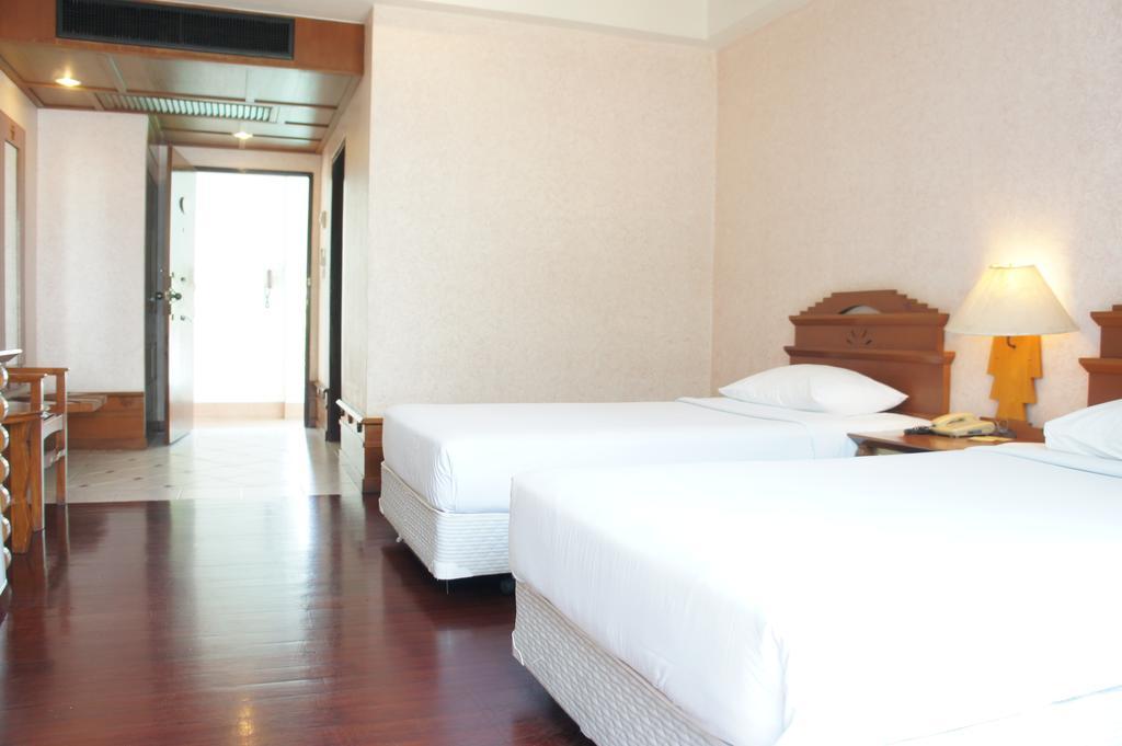 Naklua Beach Resort Pattaya Exterior foto