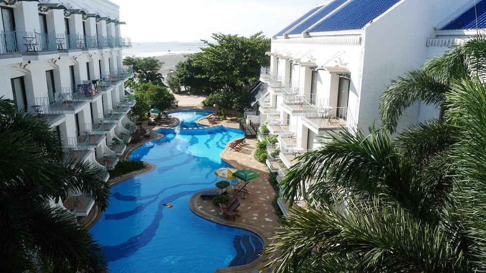 Naklua Beach Resort Pattaya Exterior foto
